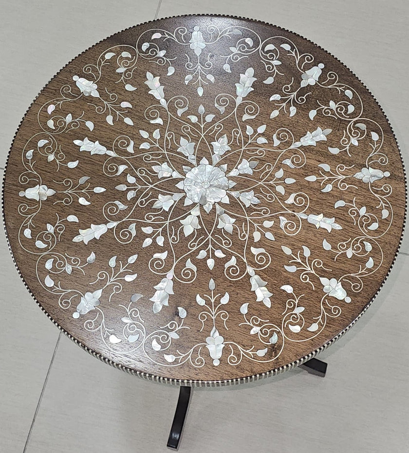 Zufa Flower Table