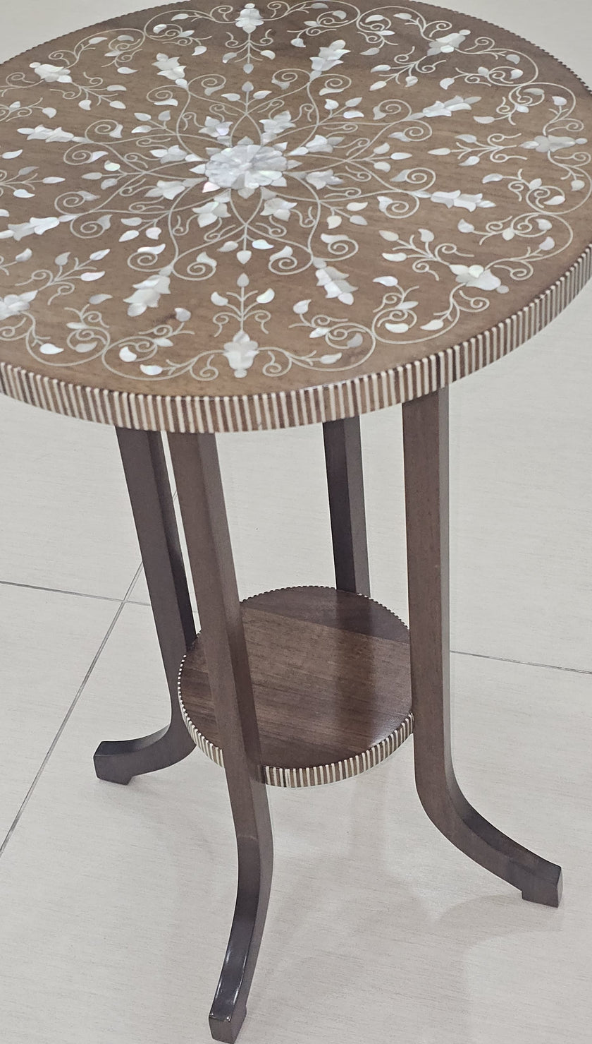 Zufa Flower Table