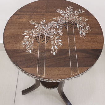 Palm Table
