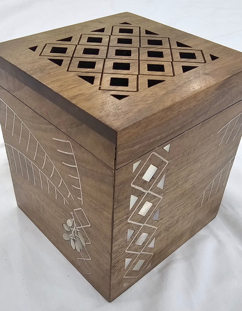 Palm Leaf Mukhbar